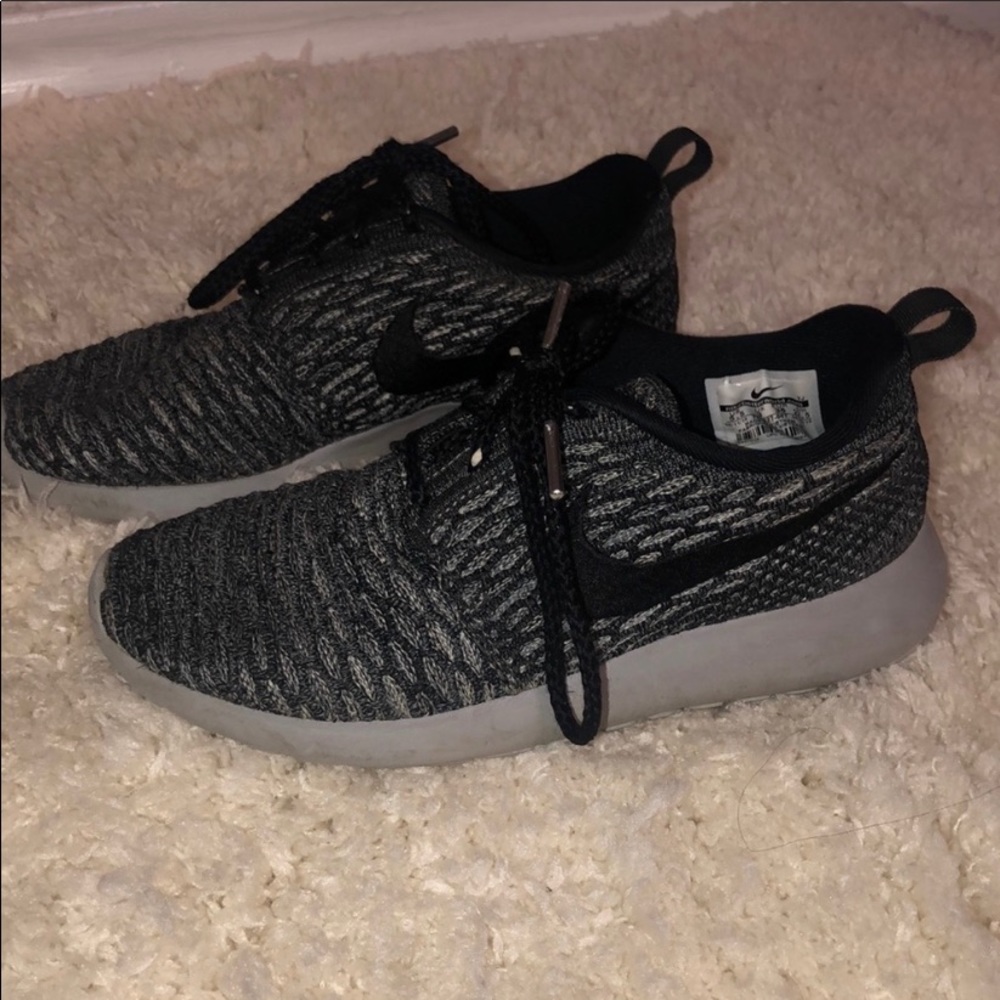 Nike Roshe One Flyknit